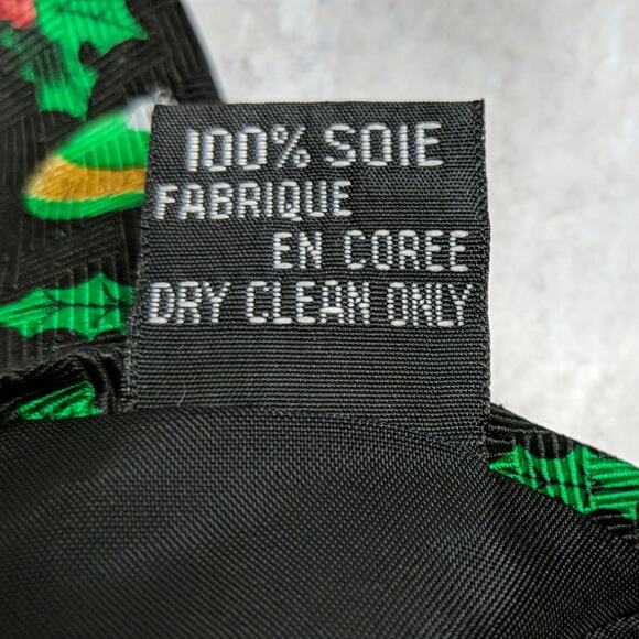 Addiction Holiday Silk Tie - FLAW - Picture 5 of 6